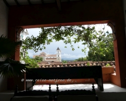 blick vom Hotel auf die Kirche in Santa Fe de Antioquia