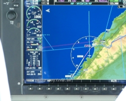 Der GPS-Bildschirm der Turboprob-Maschine kurz vor dem Anflug auf Puerto Obaldio