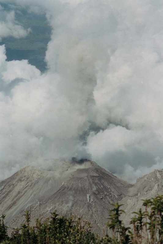 santiago_eruption2